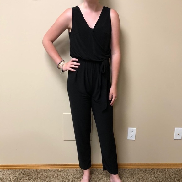 Lbisse Sleeveless Pantsuit - Picture 2 of 15